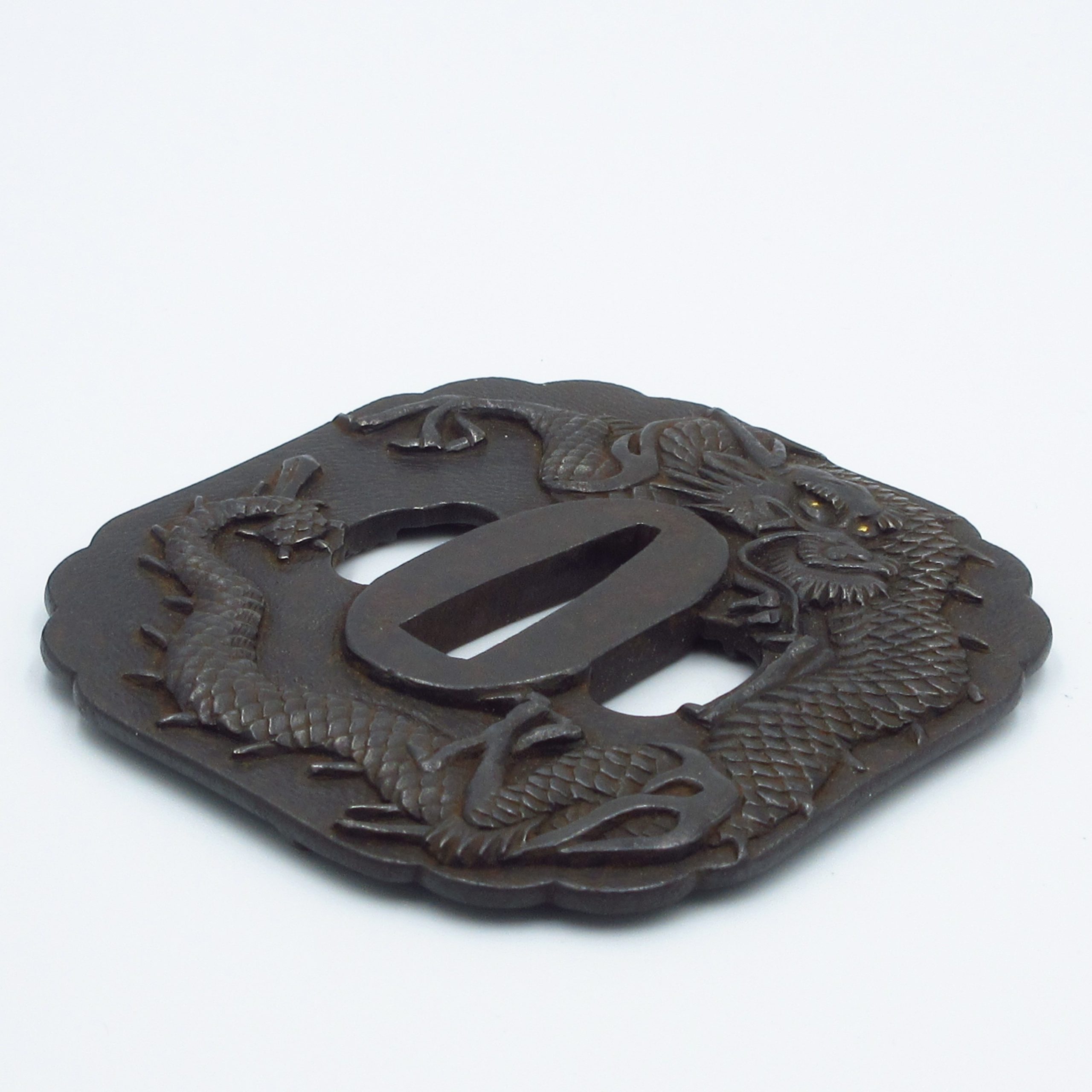 龍の彫刻の金属製鍔 鍔 刀装具 龍透かし鍔 坂本龍馬 装飾品 コレクション 観賞 : TL-STAR