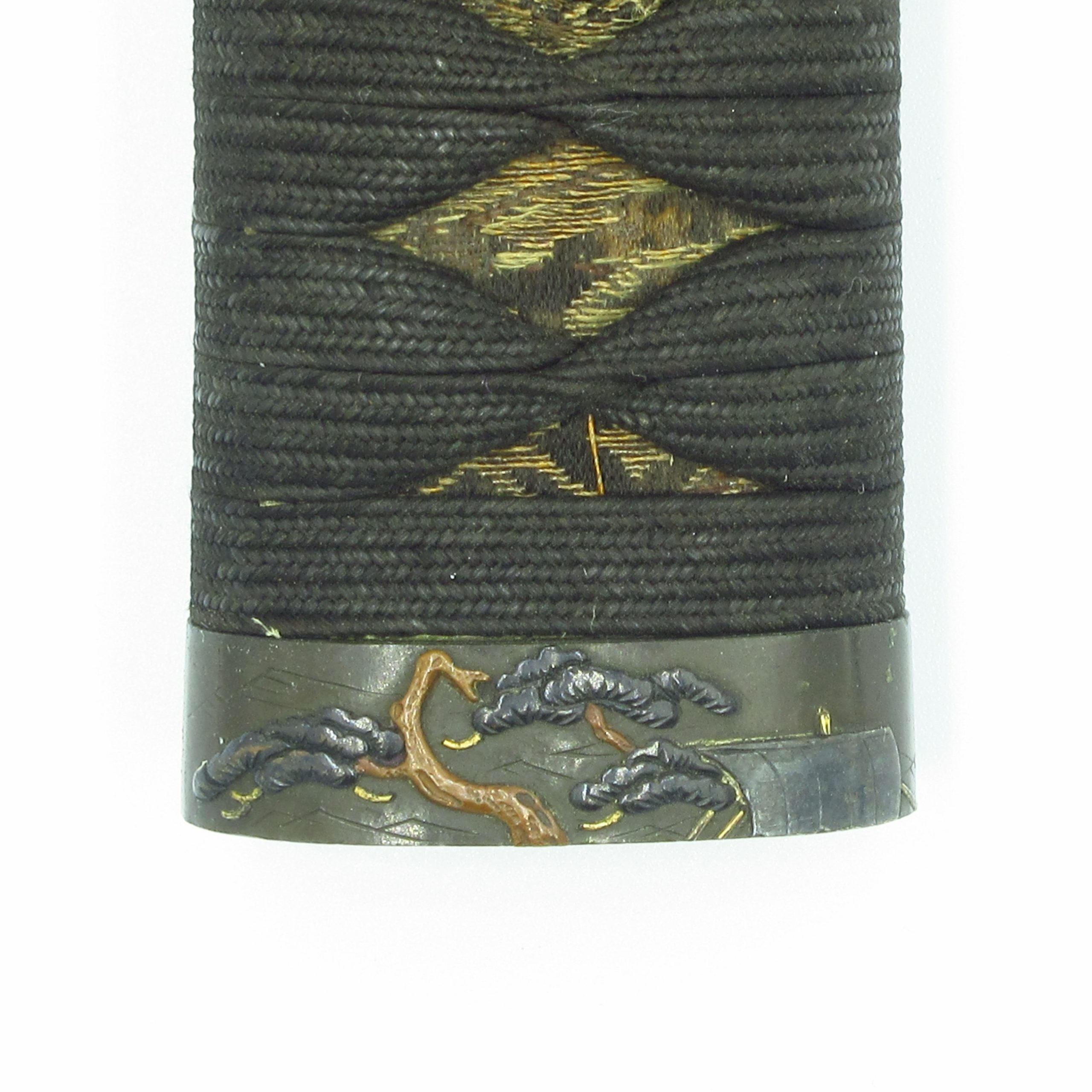 柄前 時代黒正絹捻り巻 縁頭：群千鳥 目貫：松 - 濃州堂