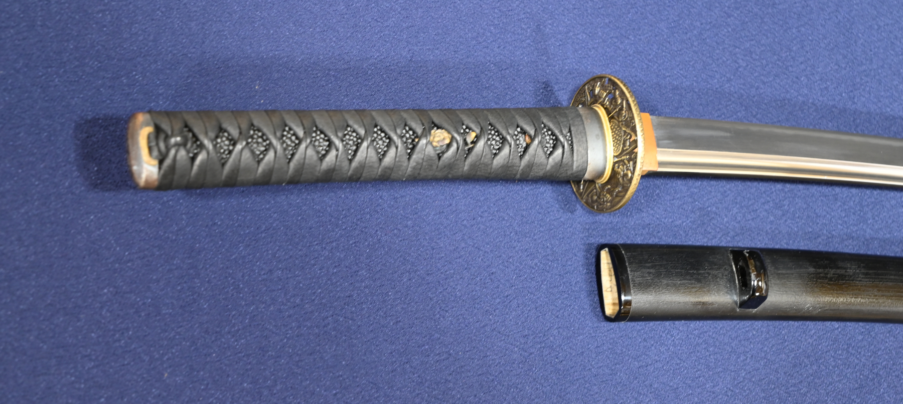 紀州御庭焼　糸巻形香合　7.7 × 7.7 × 2センチ　河濱支流　永楽善五郎 紀州御庭焼 糸巻形香合 7.7 × 7.7 × 2センチ 河濱支流 永楽善五郎 工芸品