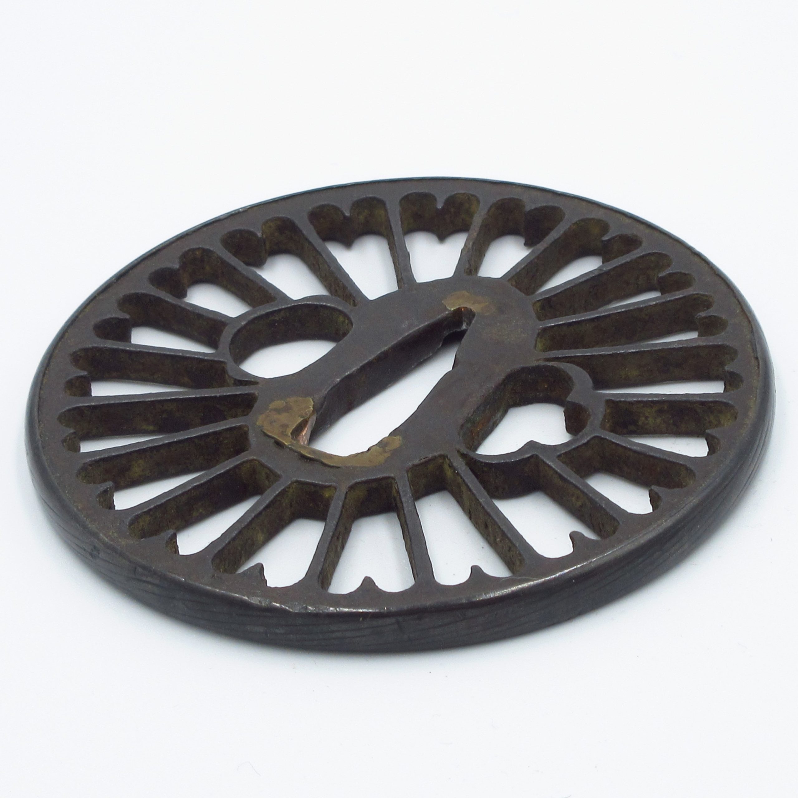 鍔 菊透かし - 濃州堂