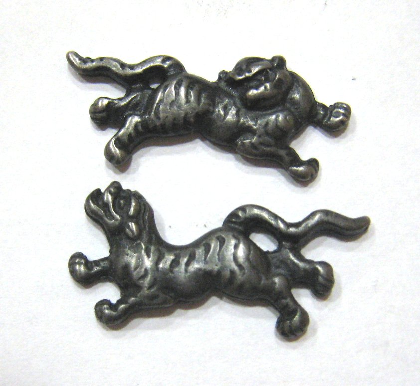 M-048 目貫 虎（銀 / 真鍮古美）の通販 - 濃州堂